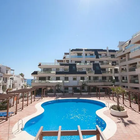 Marina Del Castillo 124 *